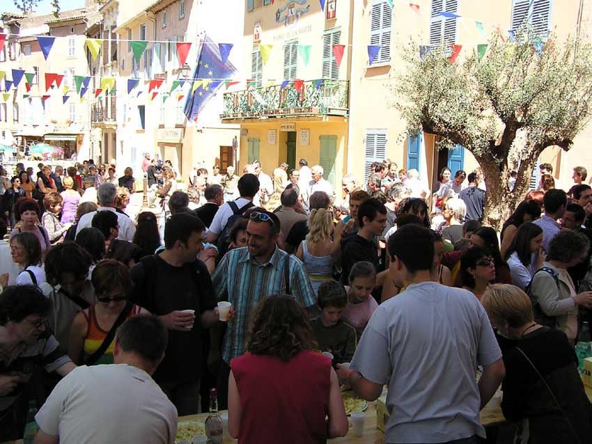 10e Festival Traditionnel au Pays du Galoubet