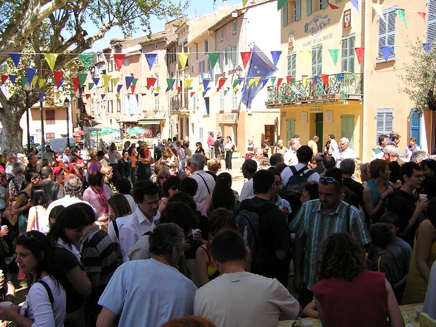 10e Festival Traditionnel au Pays du Galoubet