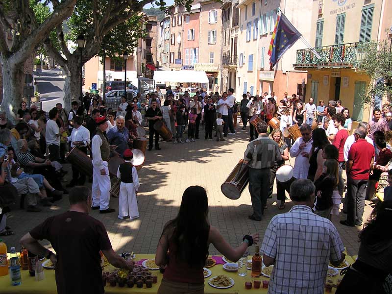 11e Festival Traditionnel au Pays du Galoubet