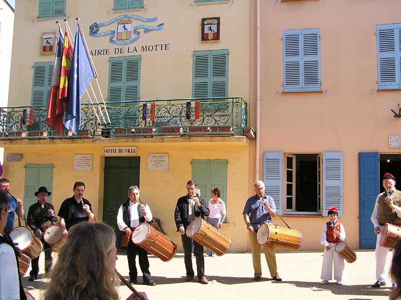 11e Festival Traditionnel au Pays du Galoubet