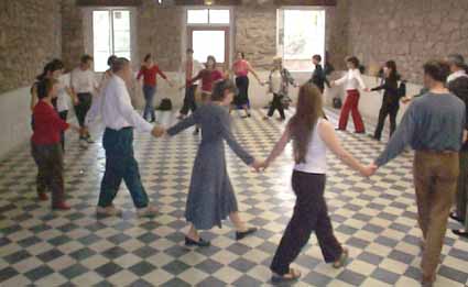 LES ATELIERS DE DANSES