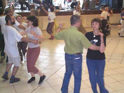 LES ATELIERS DE DANSES