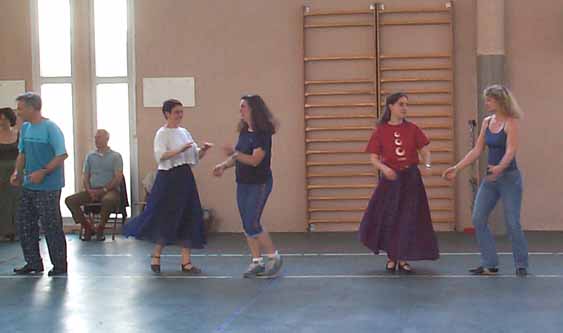 LES ATELIERS DE DANSES