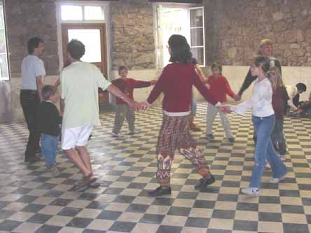 LES ATELIERS DE DANSES