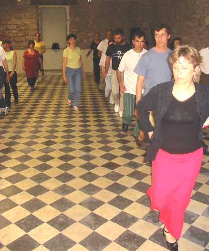 LES ATELIERS DE DANSES