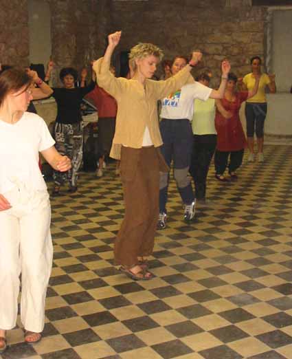 LES ATELIERS DE DANSES