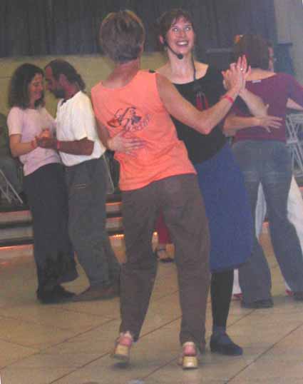 LES ATELIERS DE DANSES