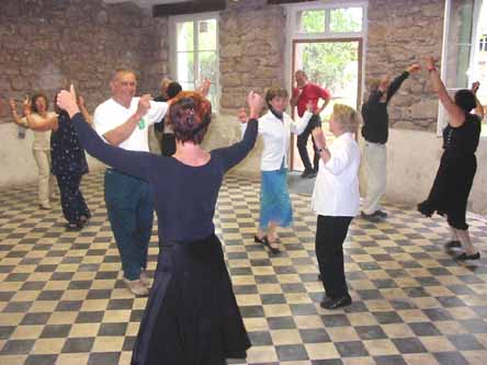 LES ATELIERS DE DANSES