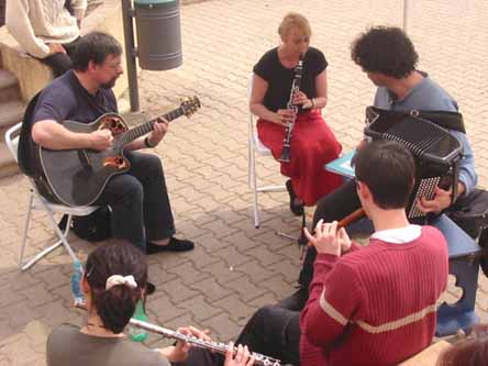 LE FESTIVAL EN EXTERIEUR