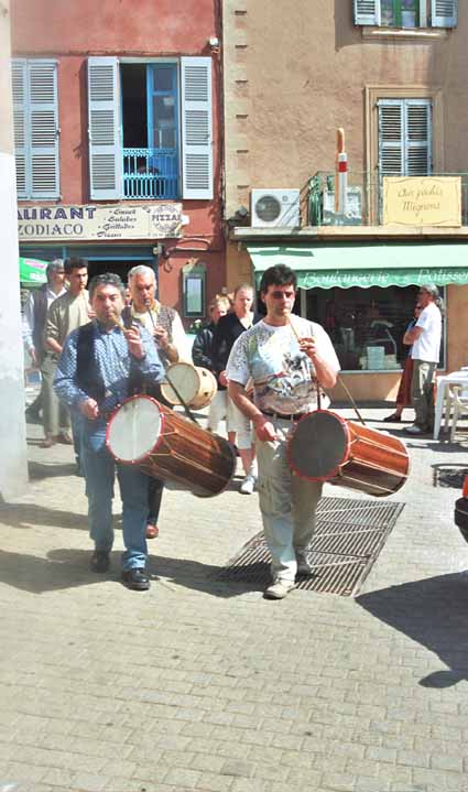 LE FESTIVAL EN EXTERIEUR