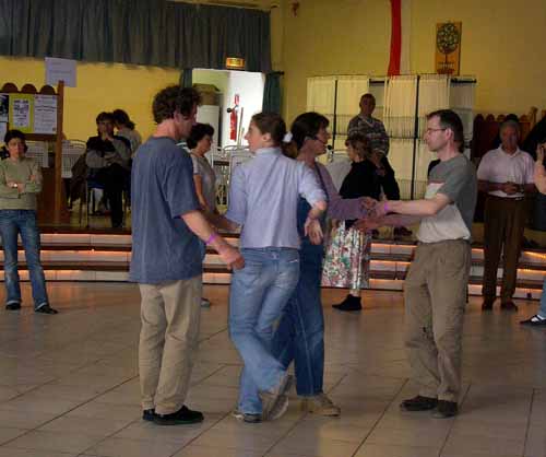 LES ATELIERS DE DANSES