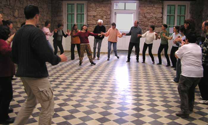 LES ATELIERS DE DANSES